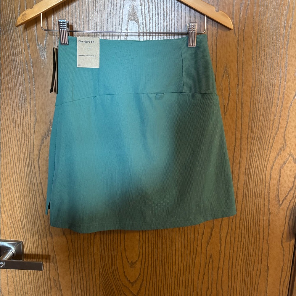 Women’s XS Nike Dri Fit Golf Skort Skiet with built in Shorts NWT - Picture 7 of 7
